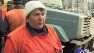 Асфальтоукладчица Катя о дорогах в Днепре