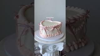 Calling all the girls who love to bake  #baking #cakedecorating #cakedesign #cakes #bake