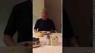 Rose Lavelle scares Ashlyn Harris