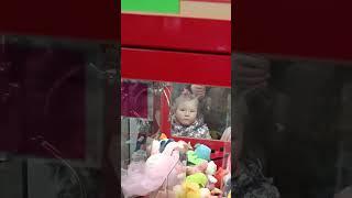 УПРЯМАЯ КоровА часть 2 #автоматхватайка #игрушки #игровыеавтоматы #игра #ярославль#хочуврек