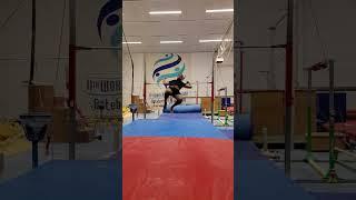 #parkour #acrobatics #indoorworkout #training #fitness #follow #comment #subscribe #share #like