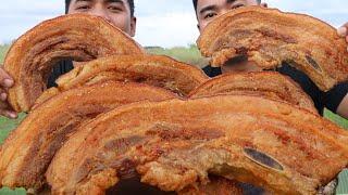 OUTDOOR COOKING | LECHON KAWALI MUKBANG (HD)