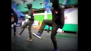 SHUFFLE DANCE MAKASSAR - LIQUID STREET SHUFFLE Perform Perdana @KAMPUS UIT MAKASSAR