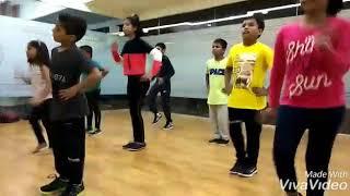 AK Dance & Fitness Kids Batch on Milegi Milegi