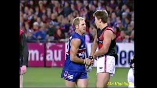 2002 Round 14 | Steve Kretiuk vs Matthew Lloyd melee | AFL Western Bulldogs Essendon Bombers