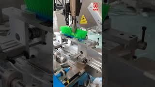 How to produce plastic brooms? Broom Tufting Machine With Automatic Robotic Arms