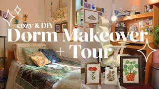 Sophomore Year Dorm Tour | unpacking + decorating