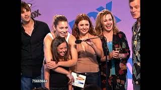 7th Heaven cast - Teen Choice Awards 2001 Jessica Biel Beverley Mitchell Barry Watson Adam LaVorgna