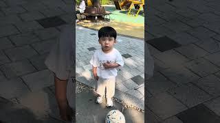 공차기 하는 로하 2025.06