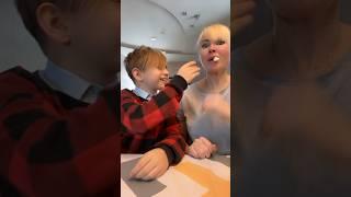 ДУРАЦКИЙ ФОКУС #прикол #funny #пранк #приколы #рофл #tiktok #семья #челендж #лайфхаки#тикток