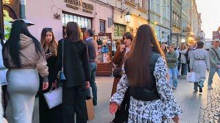 Львів 2025: переповнений центр, дівчата у пошуках кавалерів, ринок Вернісаж, Lviv nightlife