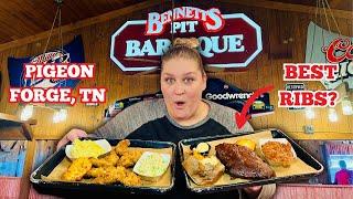 TRYING SMOKY MOUNTAIN BBQ AT BENNETTS PIT BBQ IN PIGEON FORGE, TN ,BOGO LUNCH FOOD REVIEW BEST RIBS?