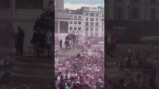 Sunderland fans are LOVING life in Trafalgar Square  - The Sun Sport