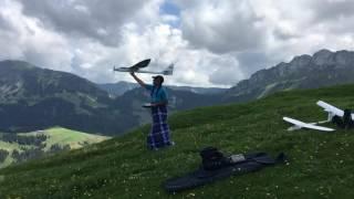 Flying in cold wind at Berghus First (Entlebuch/LU)