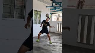 Freaking fresh Skills #footballfreestyler #freestyle  #freestylefootball #freestylesoccer