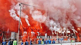 OFC-FANS ZÜNDELN IN FRANKFURT (PYROTECHNIK BEI FSV FRANKFURT - KICKERS OFFENBACH)