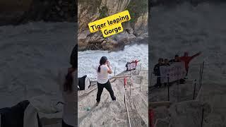 Le gole del salto della tigre in Cina