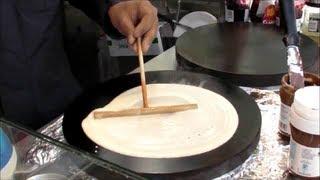 Paris & London Street Food. Making French Crepes