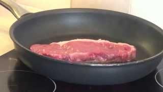 Cooking Sirloin Steak with Sandy Crombie