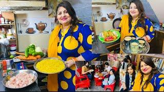 Shakargarh ke Paani Bhaly Kha ke Asifa Ko Vomit  aa gaiBacho Ne Khaye Aloo waly Parathy