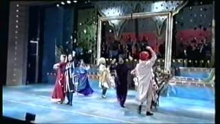 UIT 25-vuotisshow 2003 - Gulgurin hindumpi valssi: Petri Liski ja Laura Malmivaara