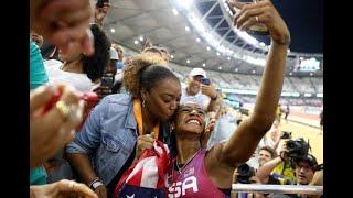 Sha'Carri Richardson looking for her mama after winning gold in the 100m 