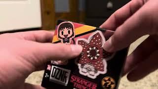 DZNR Stranger Things mystery mini bag clip unboxing