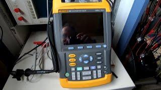 Fluke 196C ScopeMeter, Basic Probe Cal & Functions.