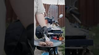 Жарим PRIME говядину на гриле ICOOKER в гаражной арт-лофт обстановке #асмысл
