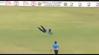 Kerala's 'Jonty Rhodes', Aaron Vincent Jude dives forward for a beautiful catch - September 12, 2021