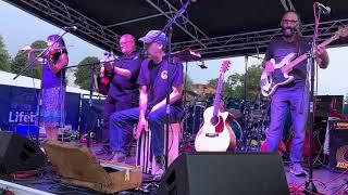 Celtic Confusion - ‘The Irish Rover’ (Pogues and Dubliners cover) live in Swanage, 19 August 2023