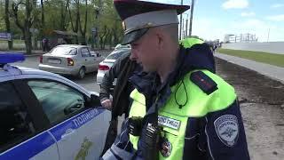 Всегда звонит бывшей, когда ловят пьяным за рулем