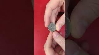 Лайфхак с монетами! смотреть до конца #shots #приколы #lifehacks #лайфхаки #shorts #монеты #деньги