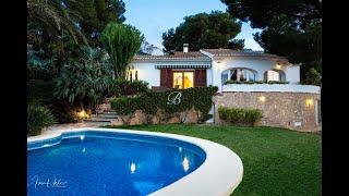 5 Bedroom Luxury villa with panoramic views for sale in Denia