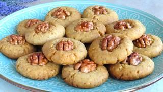 Incredibly aromatic nut cookies on lard