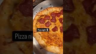 Home made pizzas with my girlfriend‍ #tiktok #trove #mexicancuisine #trovetips #bbq #grill