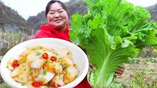 [Xia Jie in northern Shaanxi] Harvest 200kg of Chinese cabbage and make ”vinegar cabbage” with nort