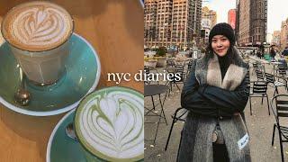 nyc diaries | spending the holidays exploring the city, coffee date, trying a new restaurant!