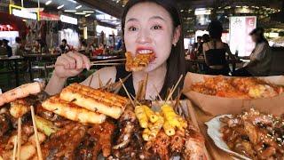 Barbecue Craze: Trying Northeastern Grilled Meat Skewers and even Chicken Butts? 【Zhang Xixi】