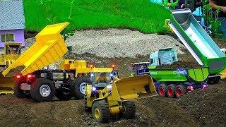 MEGA RC CONSTRUCTION SITE WITH AMAZING MODEL MACHINES IN MOTION