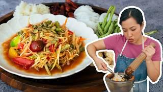 Thai Chef Makes Green Papaya Salad (som tum pla ra)