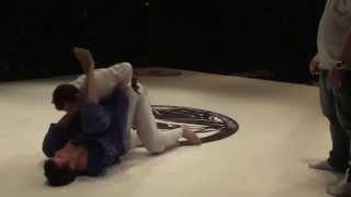 Nicky Robinson VS Kywan Gracie Behring