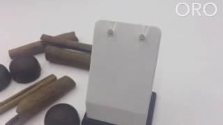 Притягательные серьги гвоздики с бриллиантами