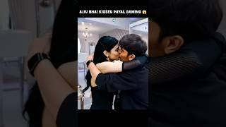 AJJU BHAI KISSED PAYAL GAMING REACTION #ajjubhai #payalgaming #kissing #ajjubhai94 #totalgaming