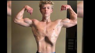 15 years old teen muscle boy : Ben