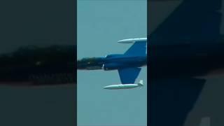 This is the unique sound of the F-104! Starfighter flying at high speed with a roar like a scream