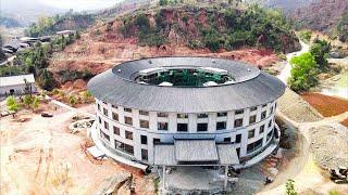 There is a Magnificent Round Building in Guangdong