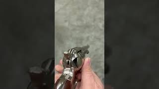 Uberti safety hammer or hammer safety bar: how does it work? #cowboyactionshooting #revolver