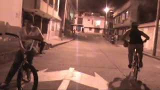 UN POCO DE STREET