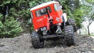 TAMIYA Toyota Land Cruiser 40 / CR-01 - Test drive in the garden ...